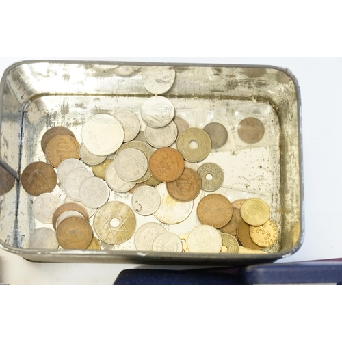 383 - A Tray of Commemorative Coins to include a 1970 Coinage of Great Britain & Northern Ireland Set, a 1... 