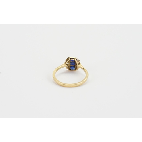 182 - A 18ct yellow Gold Sapphire and Diamond mounted ring, set with 6 old cut diamonds. Weight 3.0g. Size... 