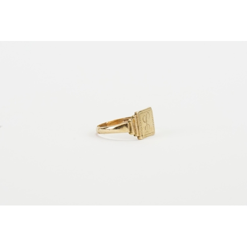 141 - A 9ct gold signet ring. Weight 2.6g. Size T.