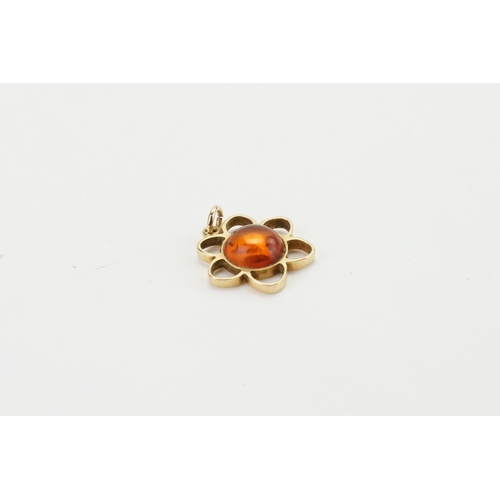 220 - A 14ct gold amber set pendant, marked EF 585. Weight 2.3g.