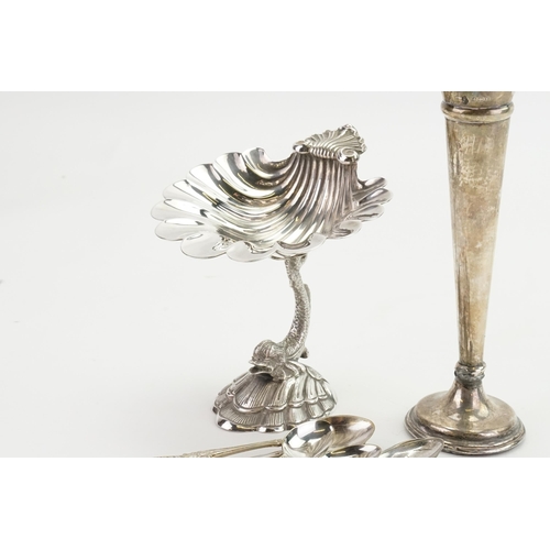 127 - A Gerrard and Co silver plated fish and shell decorated dish. Along with silver plated teaspoons, an... 