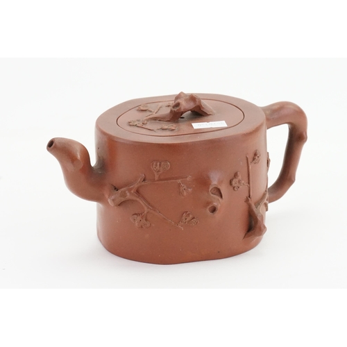 495 - A Chinese Yixing Clay Tea Pot with Seal. (AF).