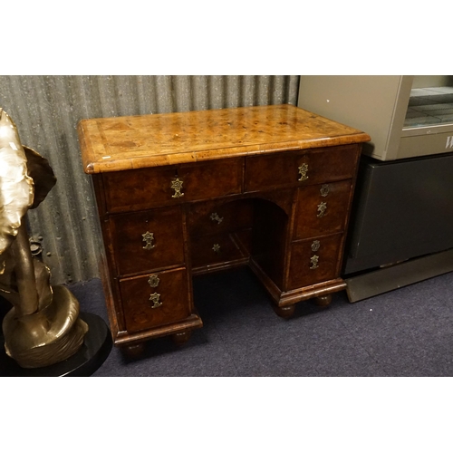 637 - A Queen Anne design Walnut veneered & herringbone cross banded Ladies Dressing Table fitted with ins... 