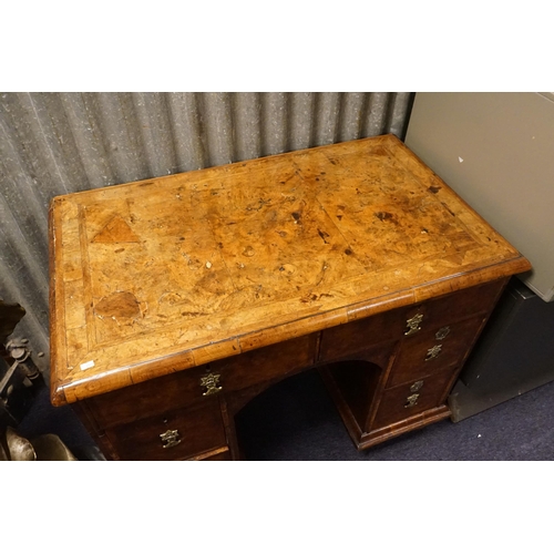 637 - A Queen Anne design Walnut veneered & herringbone cross banded Ladies Dressing Table fitted with ins... 