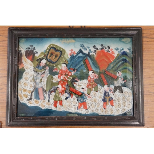 879 - Ex Collection Theophilus Peters - A Chinese Reverse Painting on Glass depicting a Chinese Parade in ... 