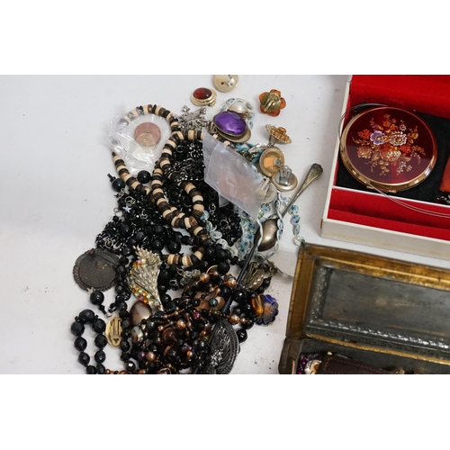 220 - Various Costume Jewellery, Powder Compacts, etc.