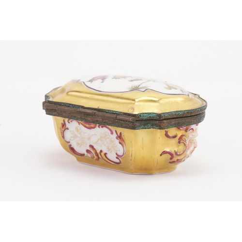 188 - A 19th century Napoles porcelain brass mounted gold gilt floral Meissen design snuff box. Decorated ... 