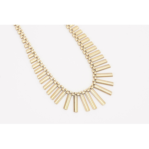 148 - A Cleopatra Fringe Collared designed Necklace in graduating Links, Tests as 9ct Gold. 425mm long.Wei... 