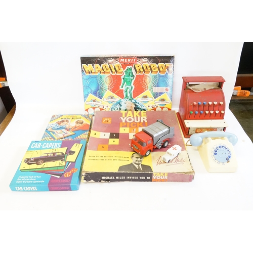 461 - A Collection of 1960s/1970s Board Games to include a Merit 