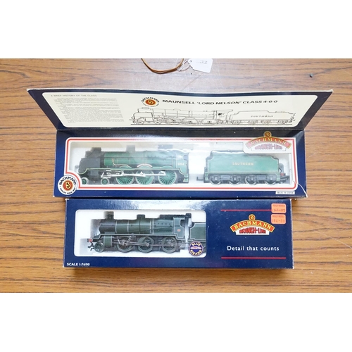 257 - Two Boxed Bachmann Locomotives to include No: 31-401 