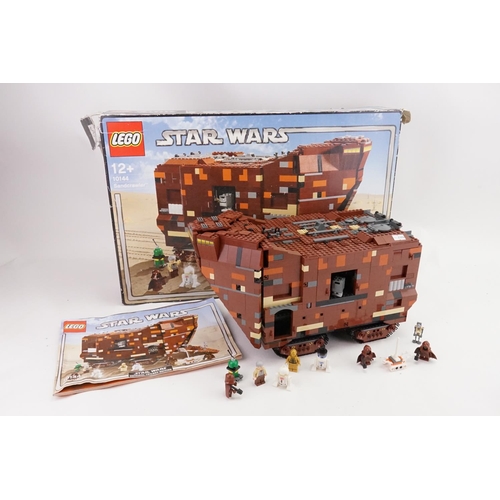 542 - A Star Wars Lego Sandcrawler 10144 original trilogy edition, complete with all original figures, man... 