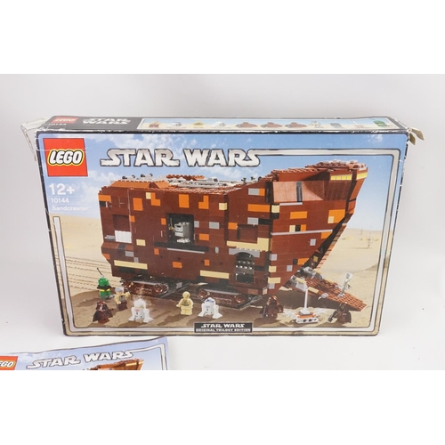 542 - A Star Wars Lego Sandcrawler 10144 original trilogy edition, complete with all original figures, man... 