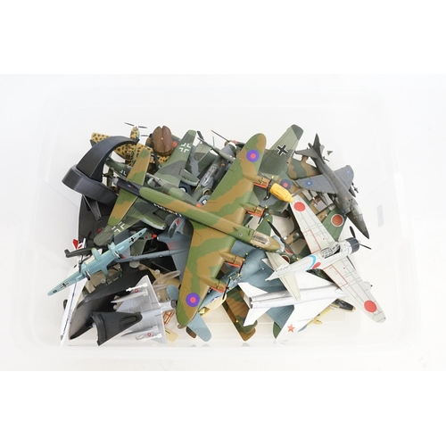 146 - A Collection of Diecast & White Metal Planes with Stands to include World War II, Concorde, Bombers,... 