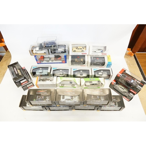 165 - A Box of Boxed Mercedes-Benz models to include Herpa, Max, Schuco, Corgi, Gama, Rio, Onyx, etc. (26 ... 