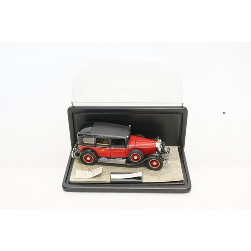 102 - A 1/24th scale Franklin Mint 