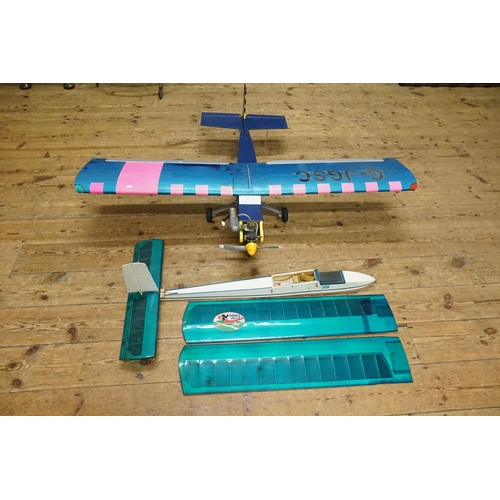 439 - A Large Radio Control Plane with Engine. Measuring: 110cms long x 140cms Wingspan. Along with a Glid... 