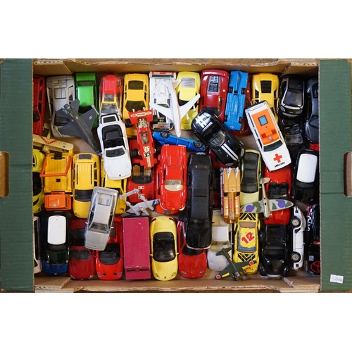 231 - A Collection of mainly 1/36th scale cars to include Shell Collectible models, Welly, etc. (40+). All... 