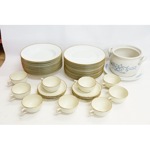 740 - An Selb Tea Set & Lidkoping 382 Gilt Dinner Set.