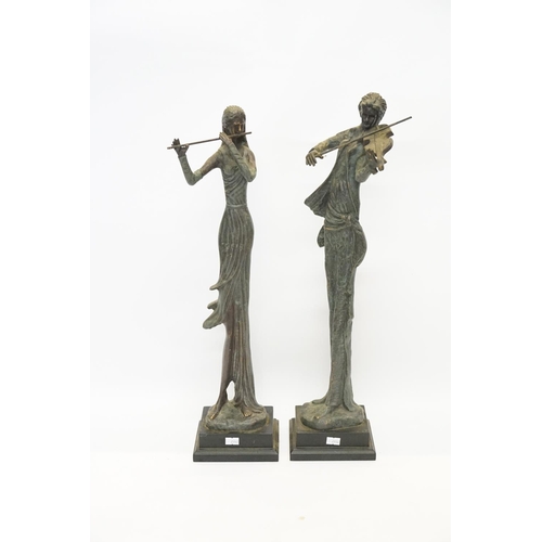 1000 - A Pair of modern Resin Figures of Musicians. Measuring: 55cms high.