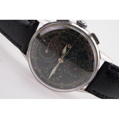 188 - A Universal Genève Compax Vintage Dato Compax, Chronograph Caliber 287. With a rare black dial, in s... 