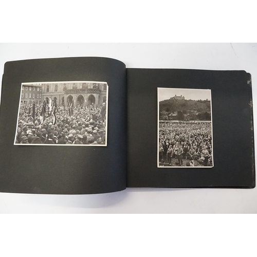 323 - An interesting Nazi period Photograph Album with views of Frankfurt depicting Rallies, Processions, ... 