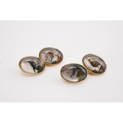 142 - A pair of 18ct gold game bird reverse painted crystal intaglio or Essex crystal chain link cufflinks... 