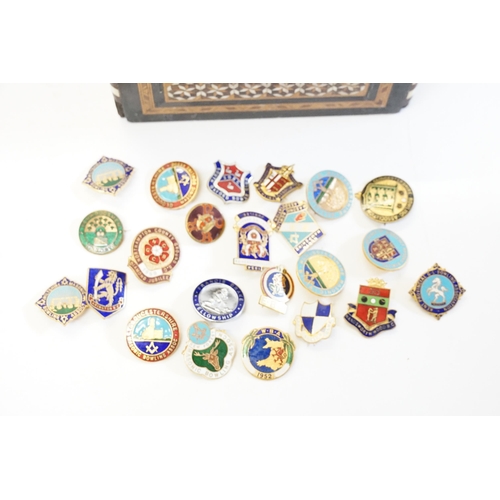 313 - A Collection of Masonic Bowling Badges to include Wiltshire, Highgate, New Forest, Oxford, etc conta... 