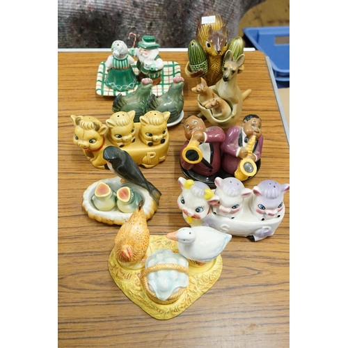 947 - A Collection of Cruet Sets to include a Kangaroo, Squirrel, Pigs, Ducks, Country Kitchen, Jazz Playe... 