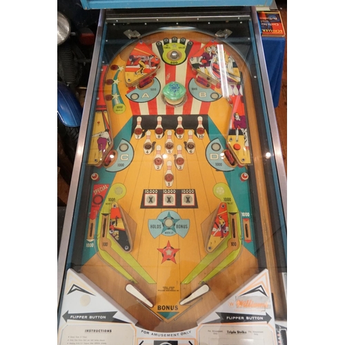 538 - A 1975 American Pin Ball Machine 