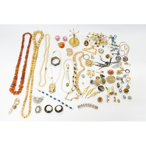 178 - A Collection of Costume Jewellery to include Brooches, Chains, Bangles, Beads, Earrings, etc