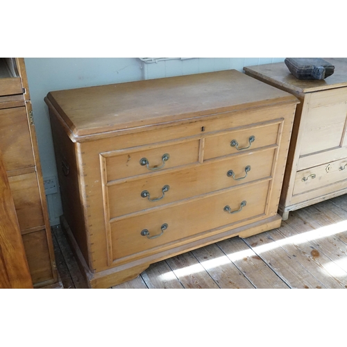 583 - A French Pine Coffer fitted with Fake Drawers, dove tail joints & resting on bracket feet. Measuring... 