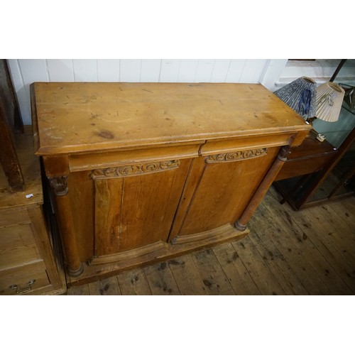 584 - An Antique Scottish Twin Doored Oak & Pine Napery Cabinet fitted with Drawers, recess & Twin Column ... 