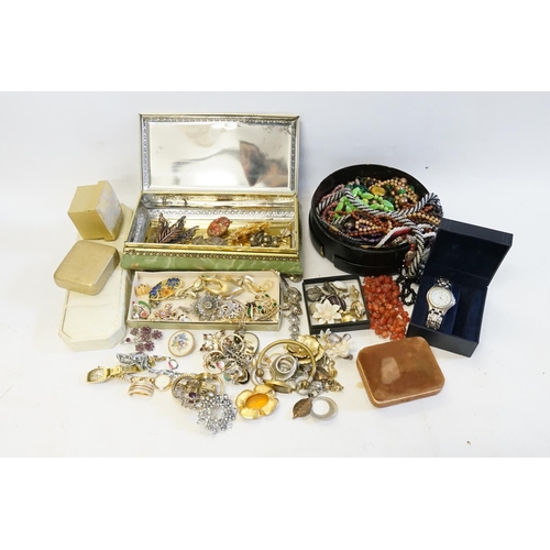 162 - A collection of costume jewellery, to include bangles, beads, watches, earrings etc.