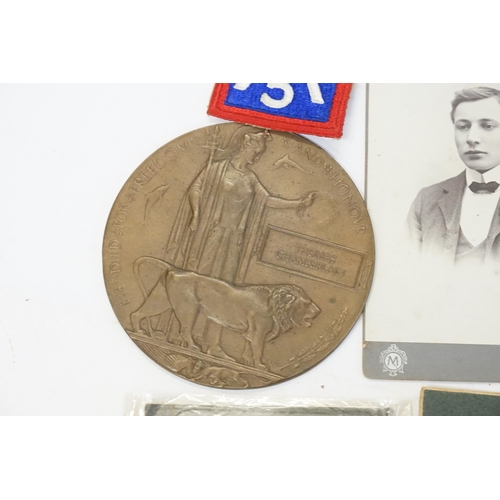 282 - A Thomas Chamberlain Dead Man's Penny, Nazi Map, Cap Badges, Snuff Box, A5 Badge & a collection of F... 