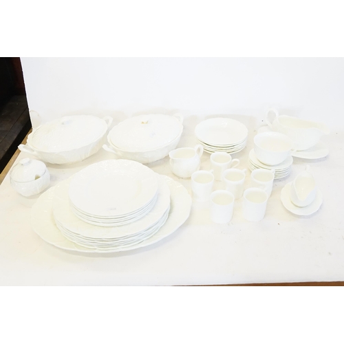 850 - A Wedgwood Dinner Set in the 