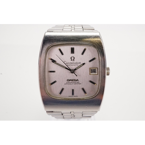 197 - A 1970s Gentlemans Omega Constellation Chronometer Stainless Steel Tank. Automatic with date, silver... 