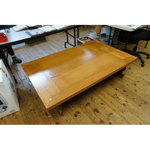 467 - A Large Continental Oak Low Down Coffee Table with Carved Sides. Measuring: 160cms long x 100cms acr... 