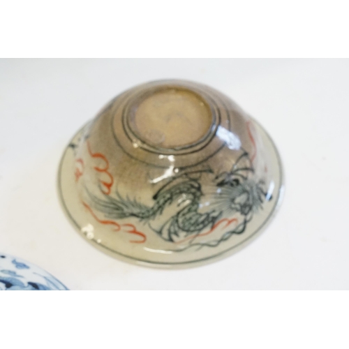 660 - Ex Collection of Rev. John Gage Waller. A Japanese Arita Flower Bowl decorated with an Asian Pheasan... 