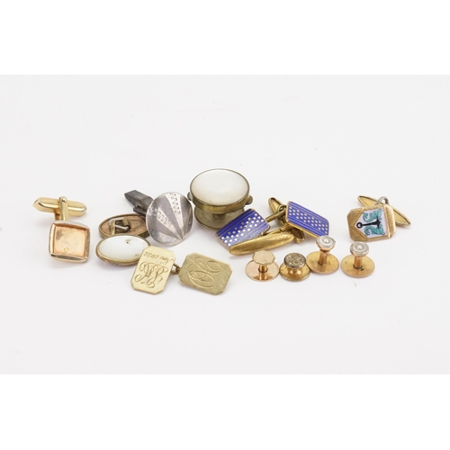 125 - A collection of cufflinks to include a one 9ct, a pair of pearl 9ct buttons, one other 9ct. Weight o... 