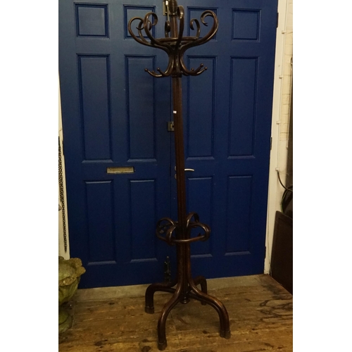 511 - A Steamed Beechwood Monkey Puzzle Tree Hat & Coat Stand with Revolving Top. Measuring: 203cms high w... 