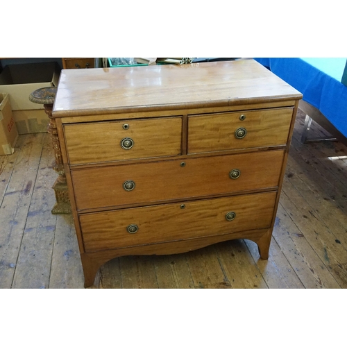 514 - A Mahogany Straight Front Chest of Two Short & Two Long Drawers. Measuring: 89cms across x 46cms dee... 