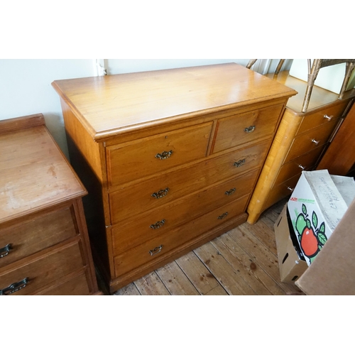 515 - A Victorian Oak Straight Front Chest of Two Short over Three Long Drawers with Brass Ring Handles. M... 