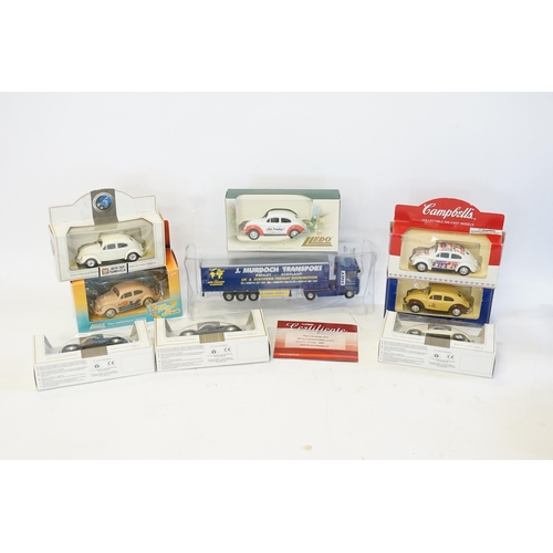 192 - A Collection of 8 x Lledo V.W. Beetle Boxed models to include 