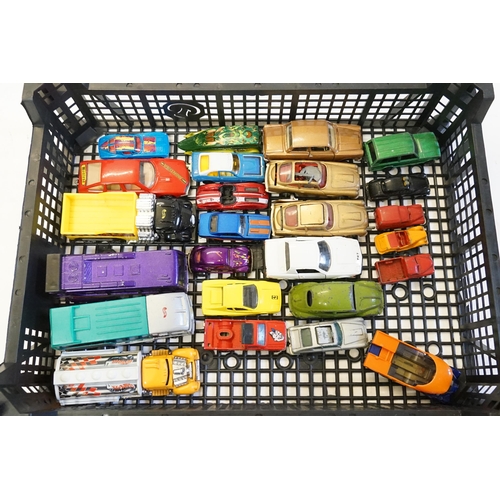 184 - A Tray of Unboxed Diecast models to include Hot Wheels, Majorette, Corgi, Dinky, etc.