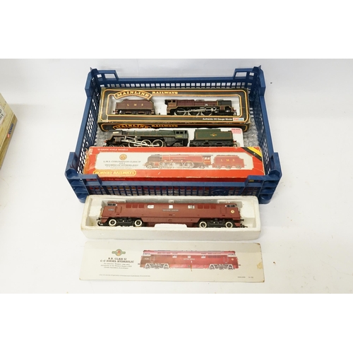 384 - Three Hornby Locomotives to include a 