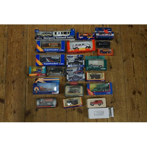 279 - A Tray of 20 x Boxed models to include Corgi, Majorette, etc.