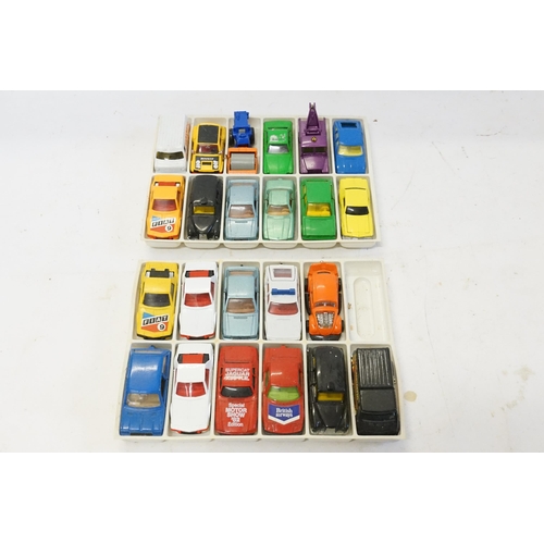 118 - A Collection of 19 x Unboxed Corgi Juniors to include some Rare Colours a 