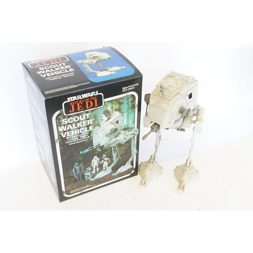 618 - A 1982 boxed Star Wars Return of the Jedi/LA GUERRE DES ETOILES Scout Walker vehicle. Printed in Fra... 