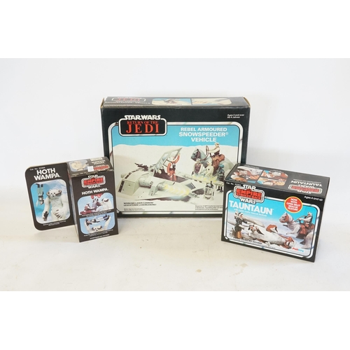 624 - A set of three Star Wars Return of the Jedi & Empire strikes back sets. To include Hoth, TaunTaun, s... 