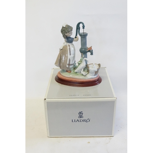 629 - A Lladro No: 05285 